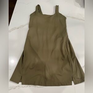 Old Navy Powersoft Athletic Dress w/ shorts- Size M